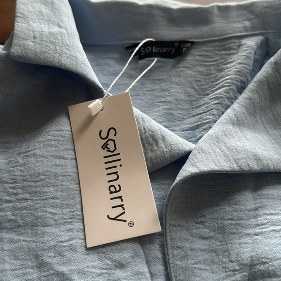 Shein  top  crop and cross wrap - Picture 7 of 7